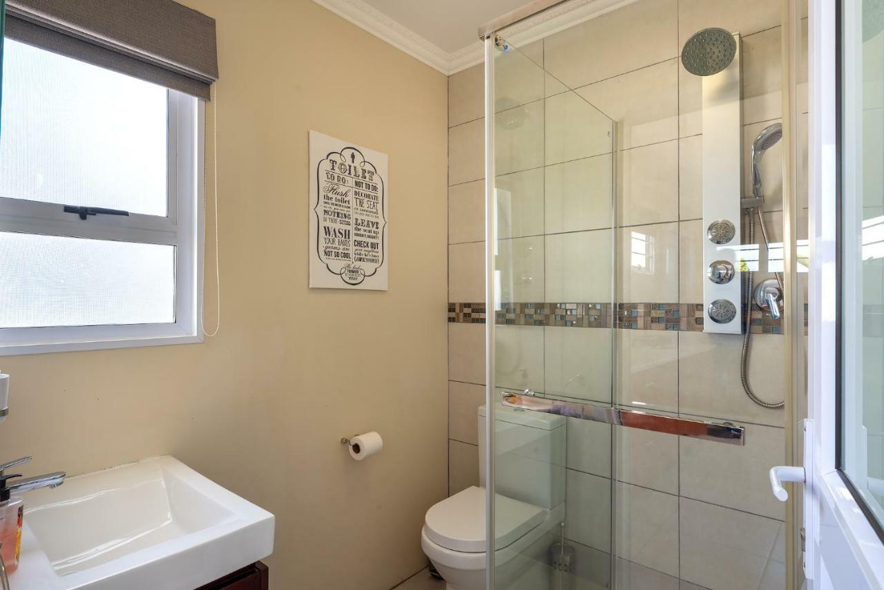 Pro Moni'S Guesthouse Muizenberg Zewnętrze zdjęcie